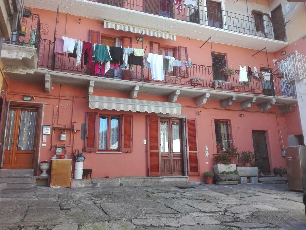 Ferienwohnung La Casa Di Nuvola Massino Visconti Exterior foto